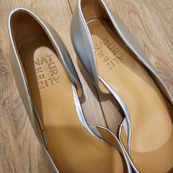 Naturalizer Gallent Silver Pointy Low Heel Pumps Size 7 - Picture 5 of 9